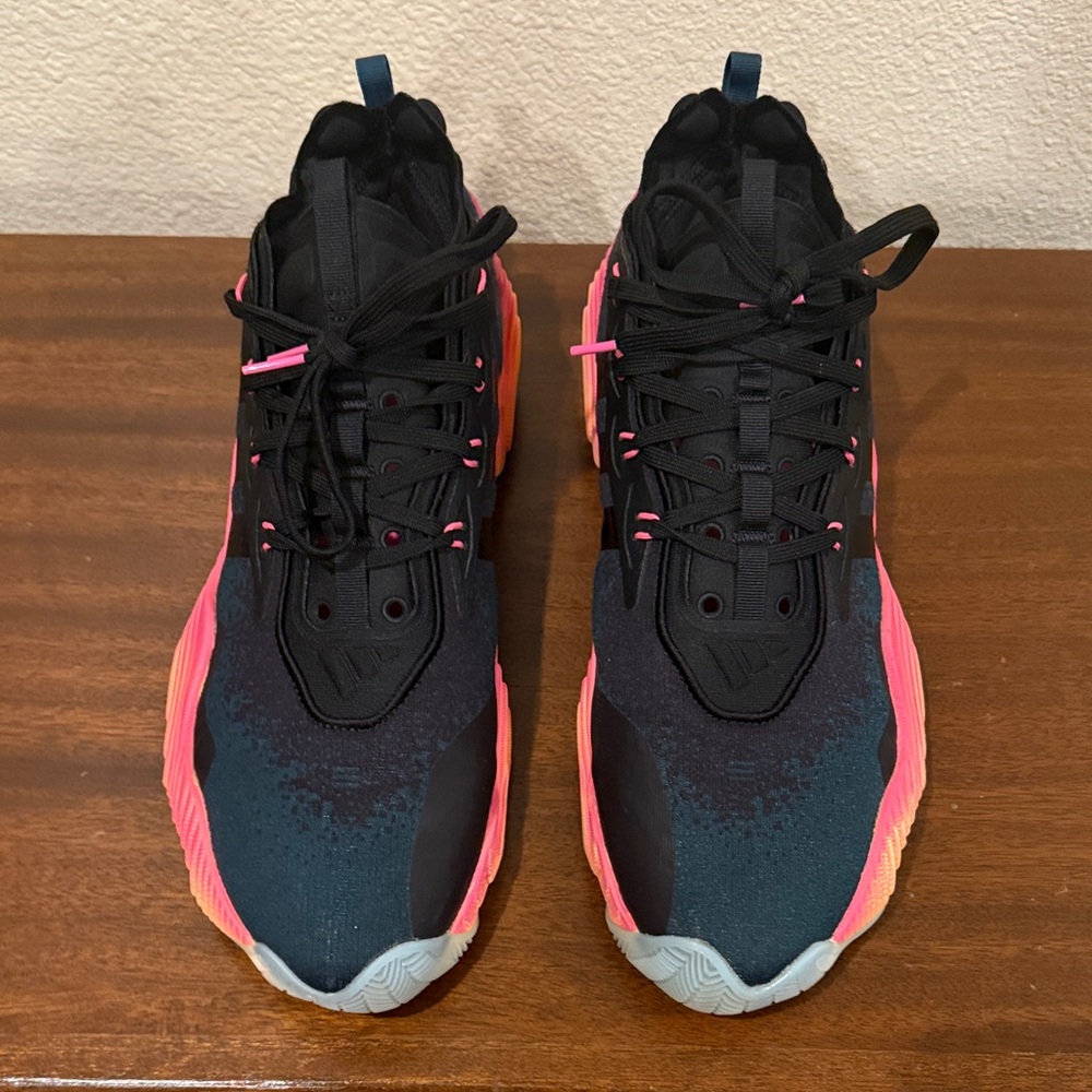 Nike Trae Young 3 Black, Orange, Pink Sneakers Like New Men Sz11 - Picture 2 of 6